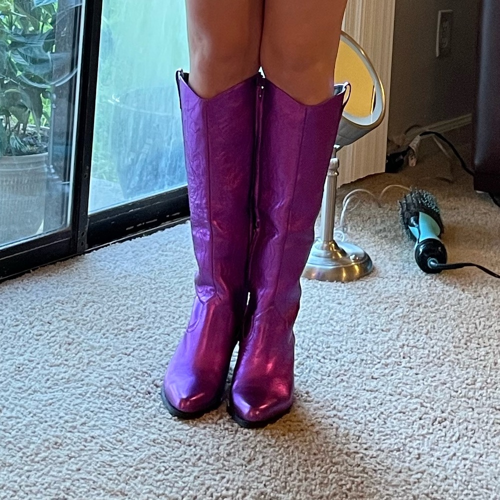 Gianni Bini shoes Tall metallic purple